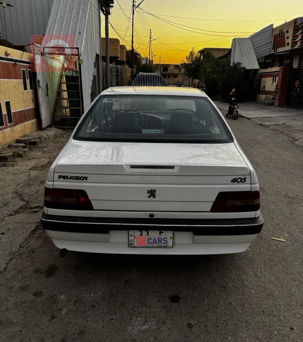 بيجو 405
